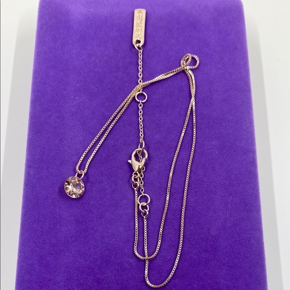 💛 Free Joe Fresh Elegant Gold Necklace with Peach Crystal Pendant - Picture 2 of 3